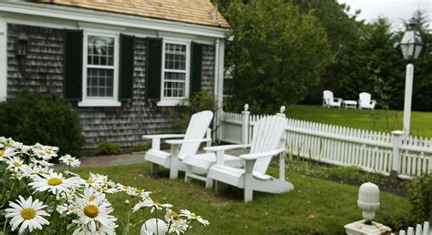 Captains house inn - View deals for Captain's House Inn. Cape Cod Beaches is minutes away. Breakfast, WiFi, and parking are free at this B&B. All rooms have fireplaces and flat-screen TVs.
